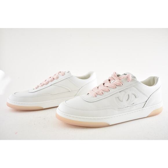 Chanel 24P White Pink Leather CC Logo Flat Lace Up Runner Trainer Sneaker 42 - Picture 13 of 15
